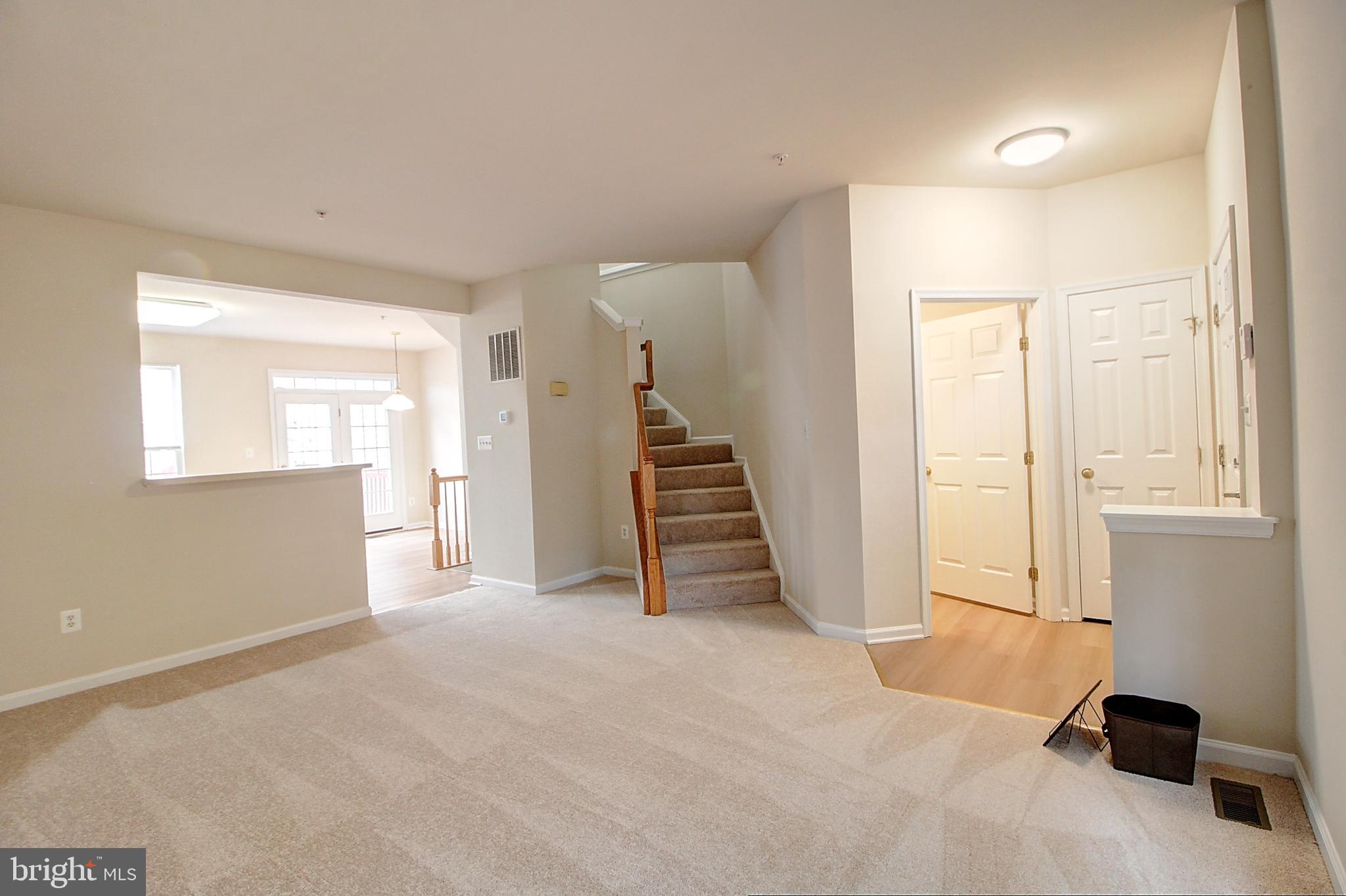 DEARBOUGHT - Residential Lease