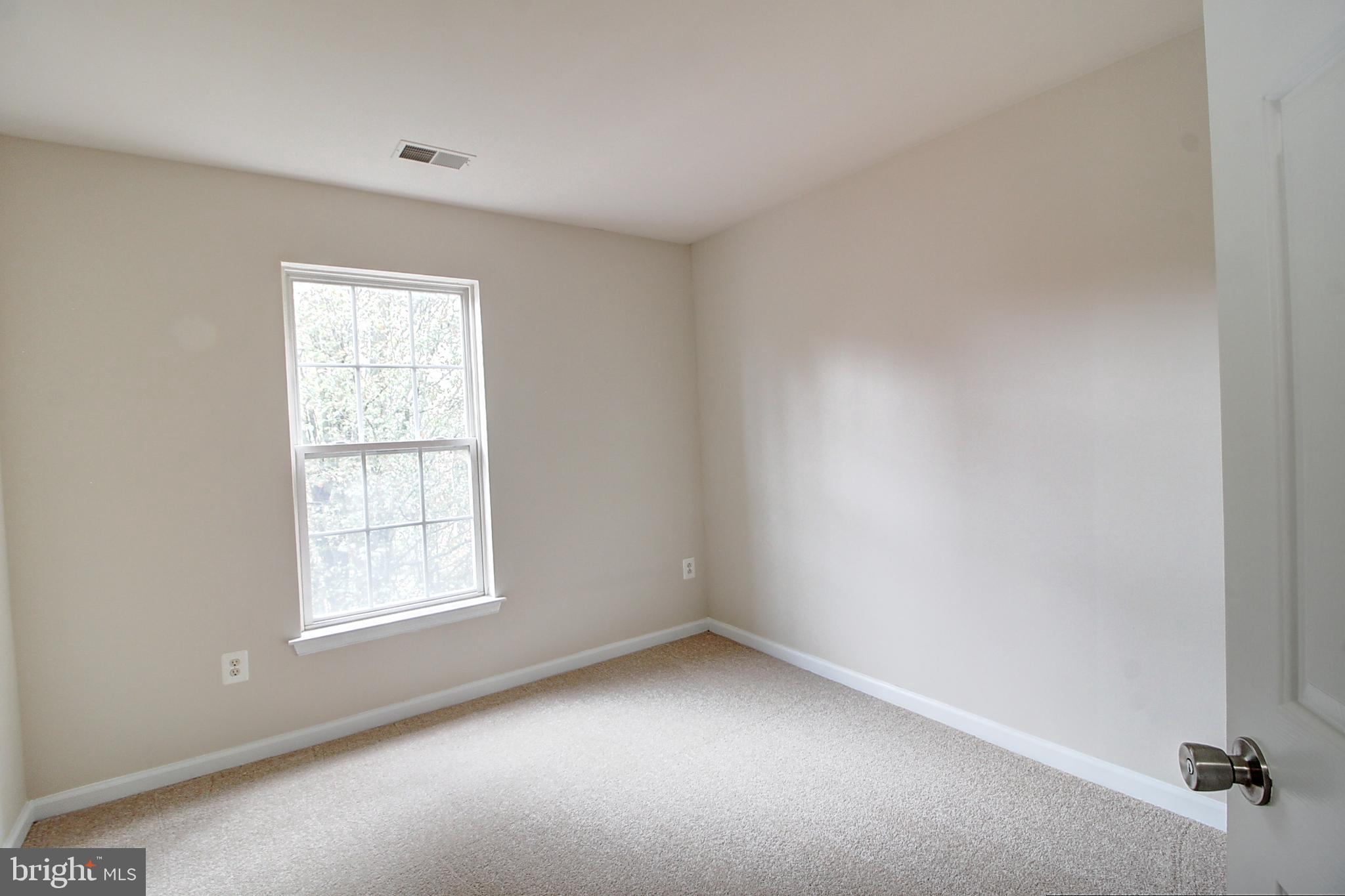 DEARBOUGHT - Residential Lease