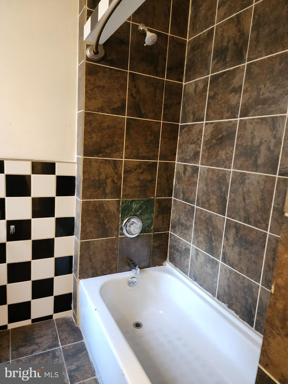 BOOTH-BOYD - Residential