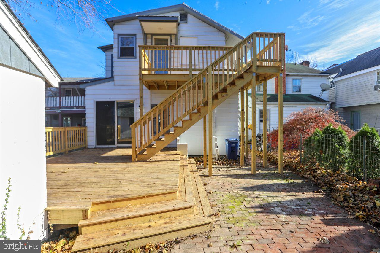 HISTORIC CENTREVILLE - Commercial Sale