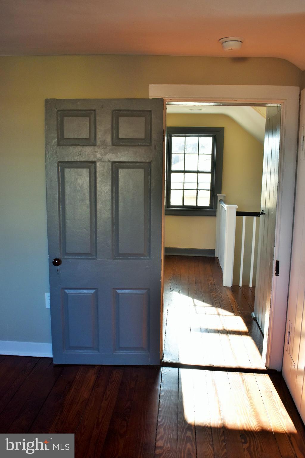 HISTORIC CENTREVILLE - Commercial Sale