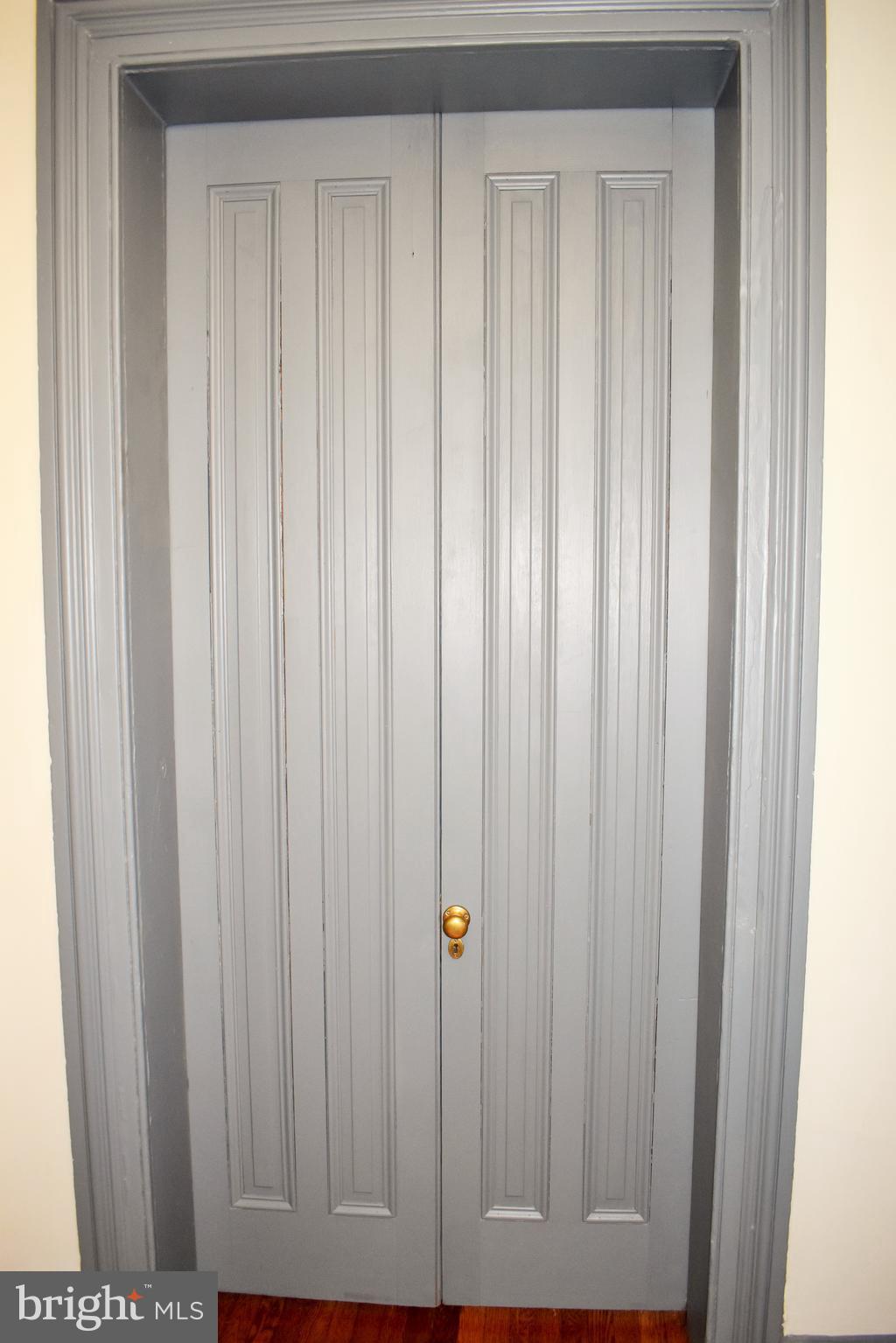 HISTORIC CENTREVILLE - Commercial Sale