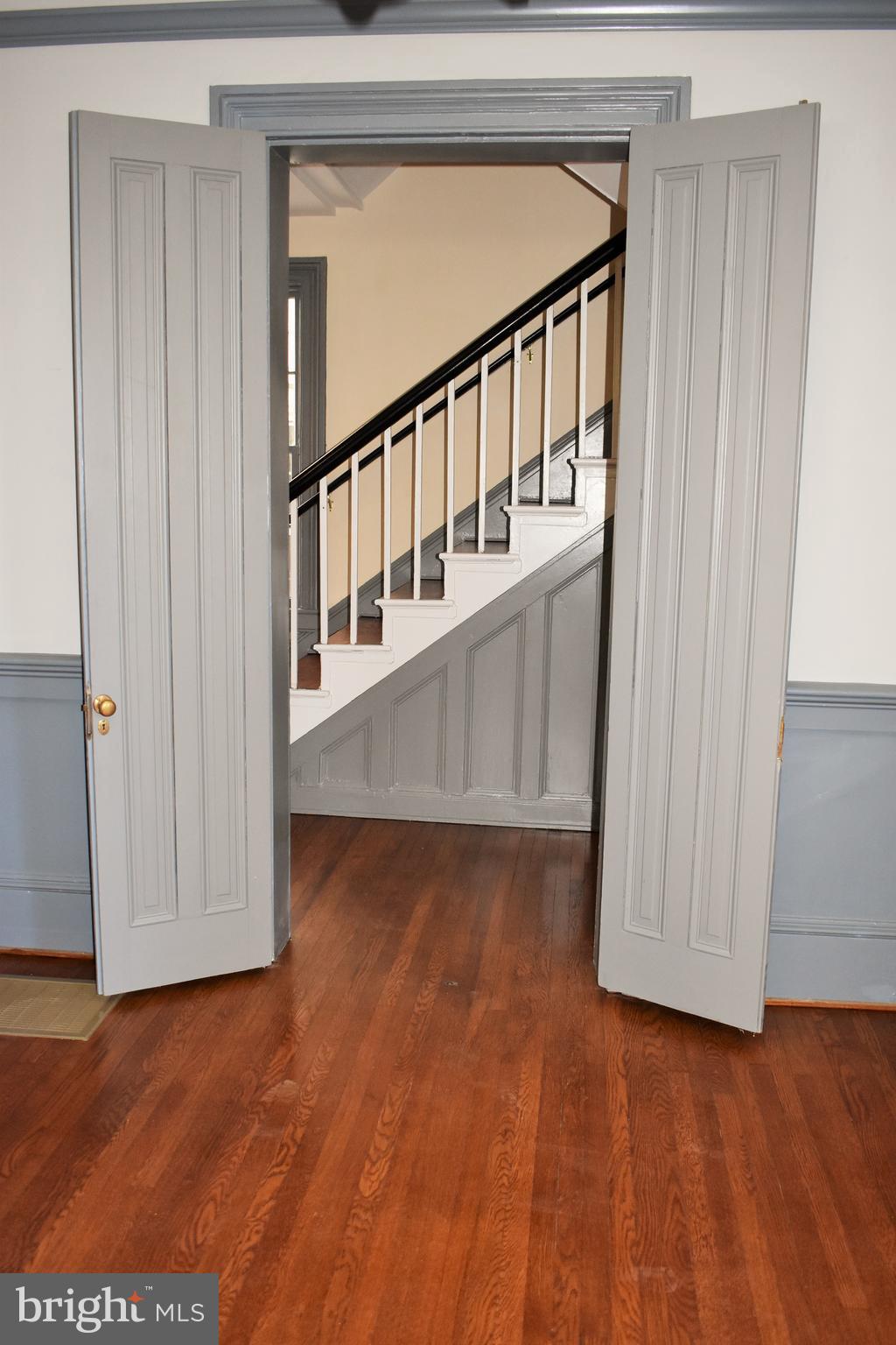 HISTORIC CENTREVILLE - Commercial Sale