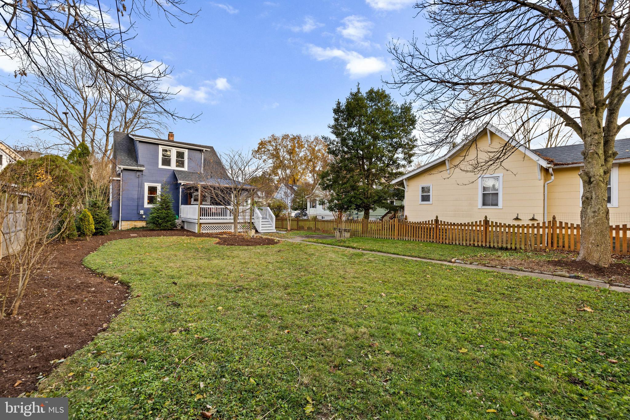 LAKE FALLS - Residential