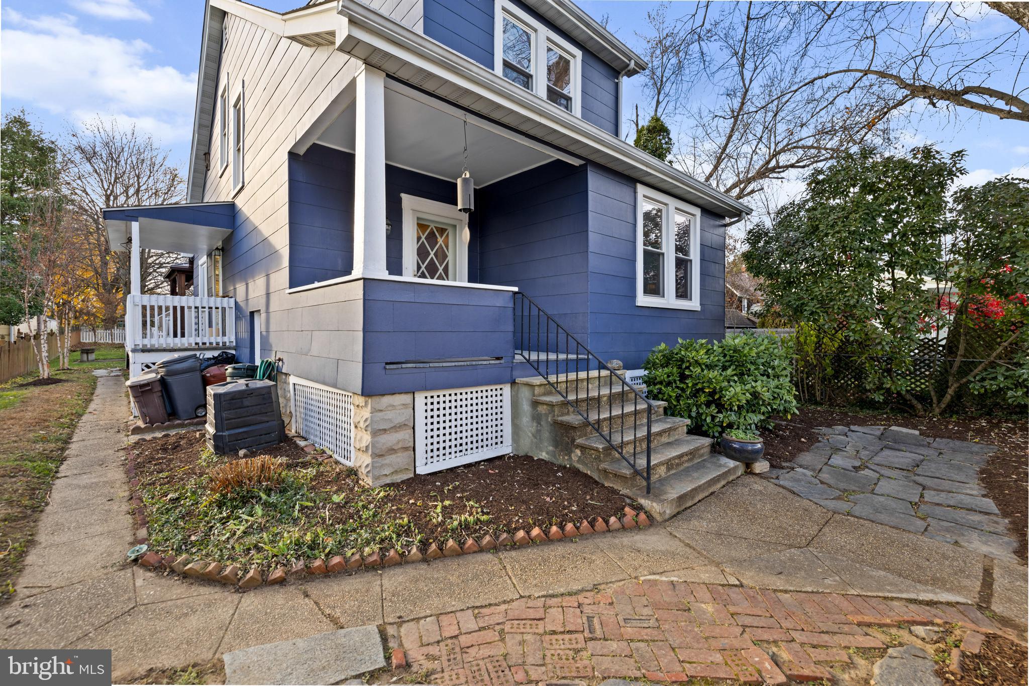 LAKE FALLS - Residential