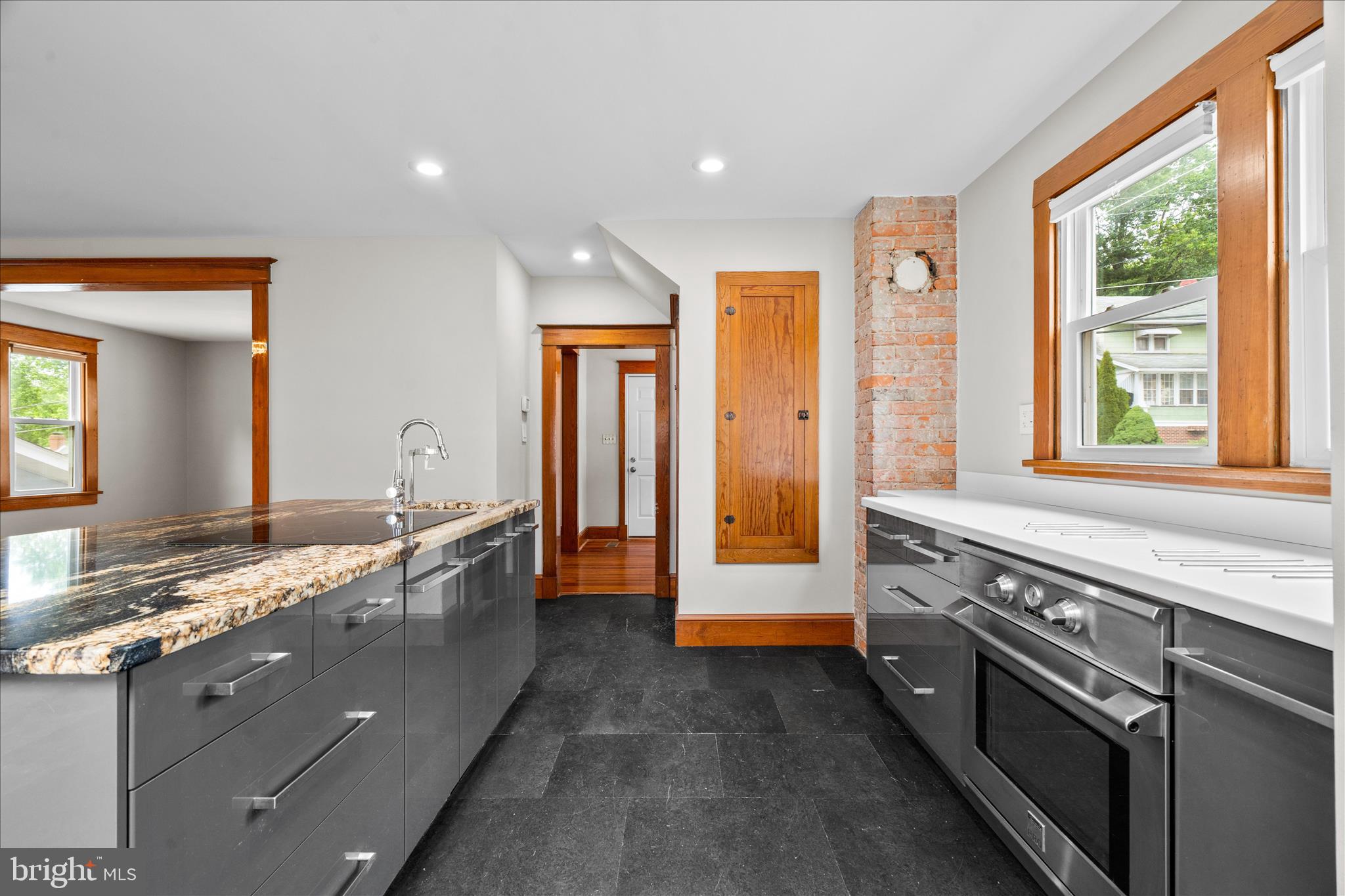 DOWNTOWN BRUNSWICK - Residential