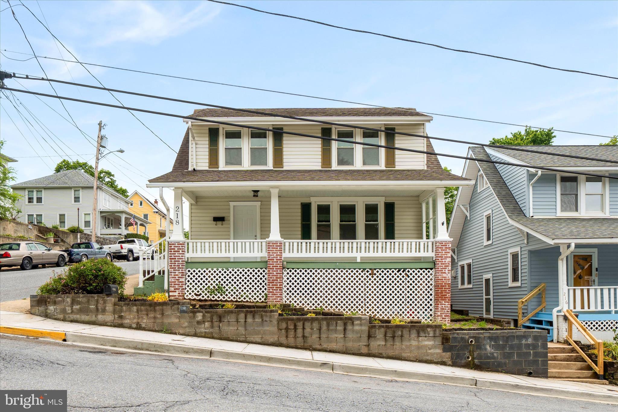 DOWNTOWN BRUNSWICK - Residential