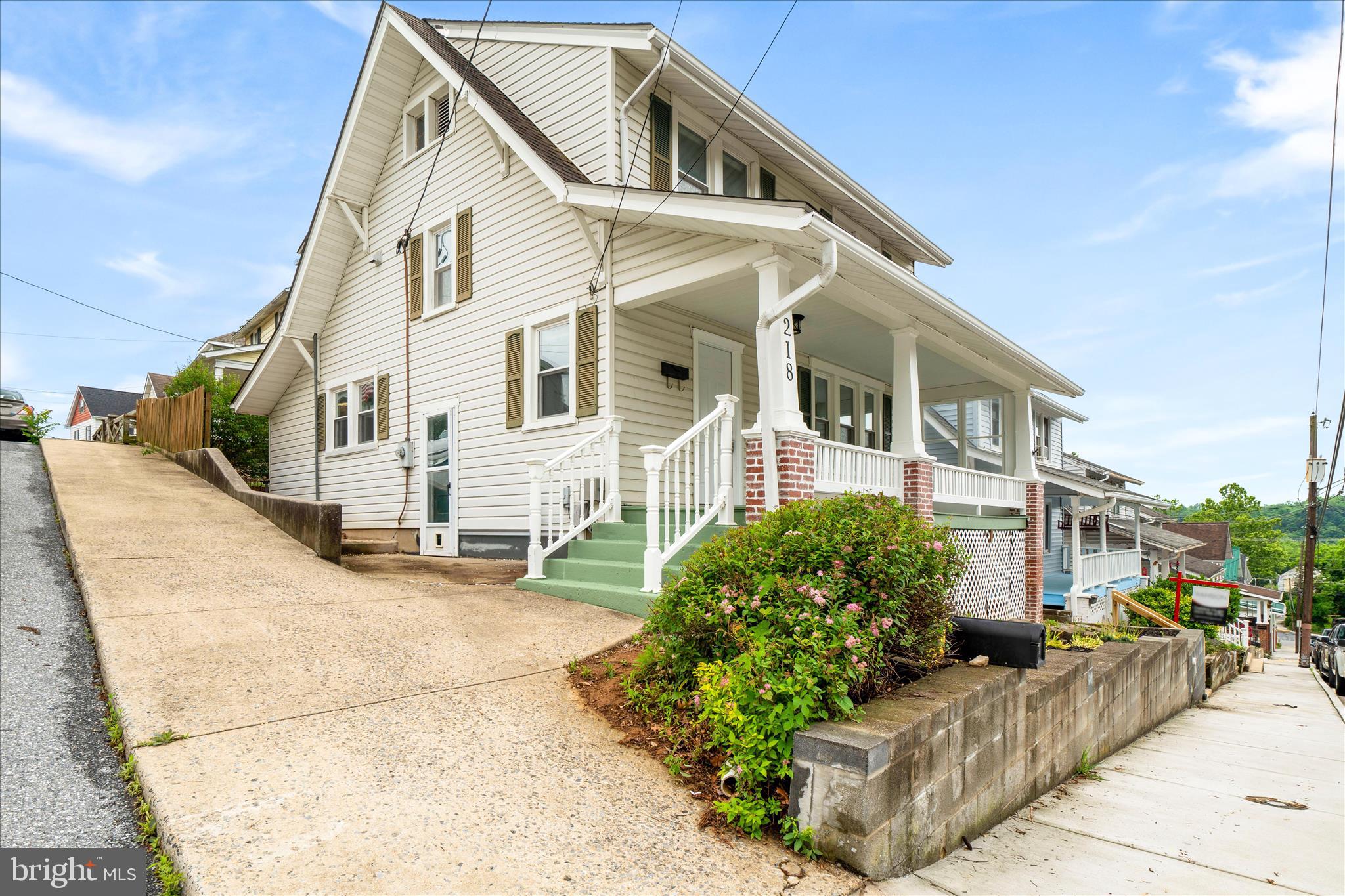 DOWNTOWN BRUNSWICK - Residential