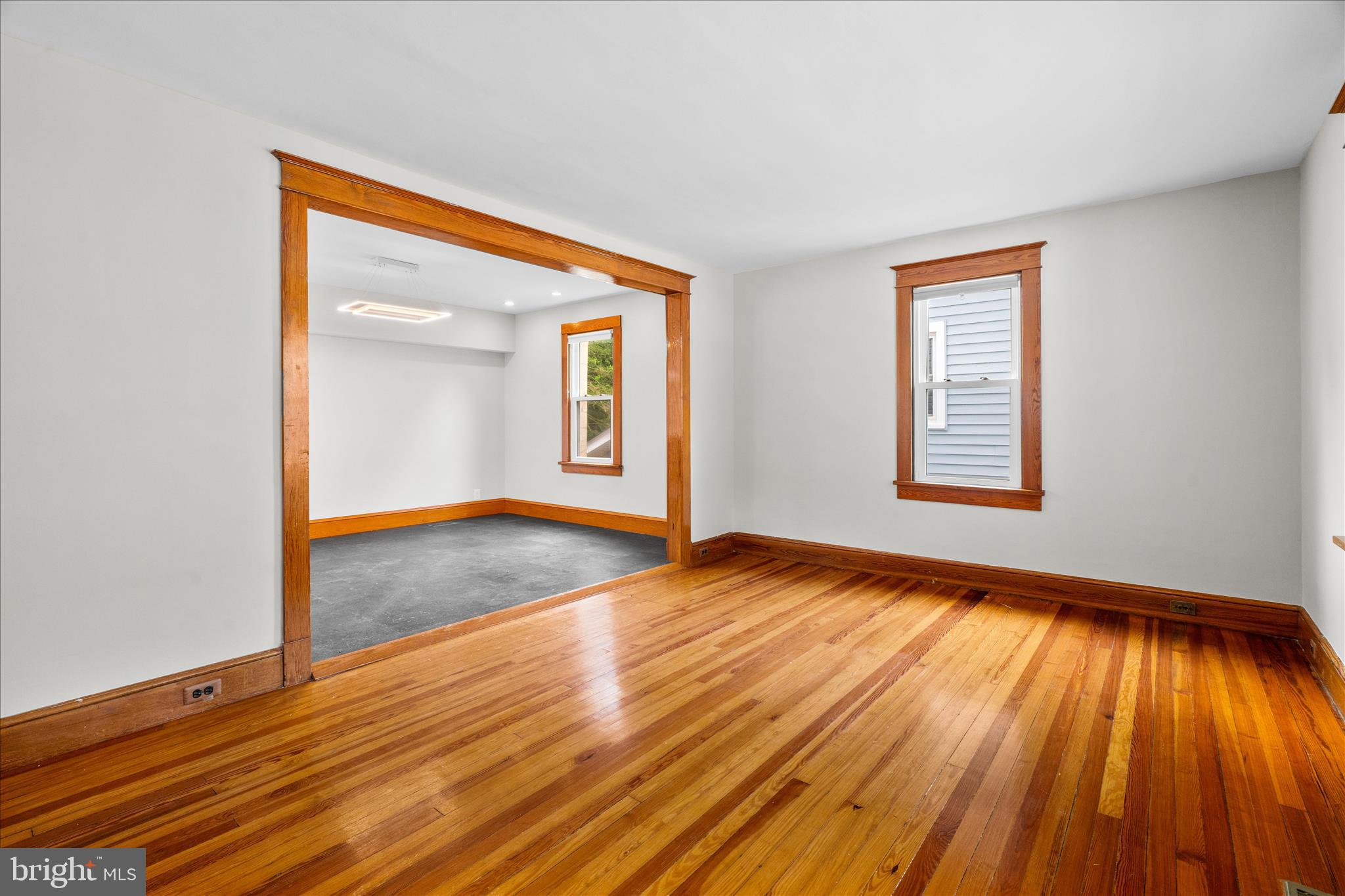 DOWNTOWN BRUNSWICK - Residential