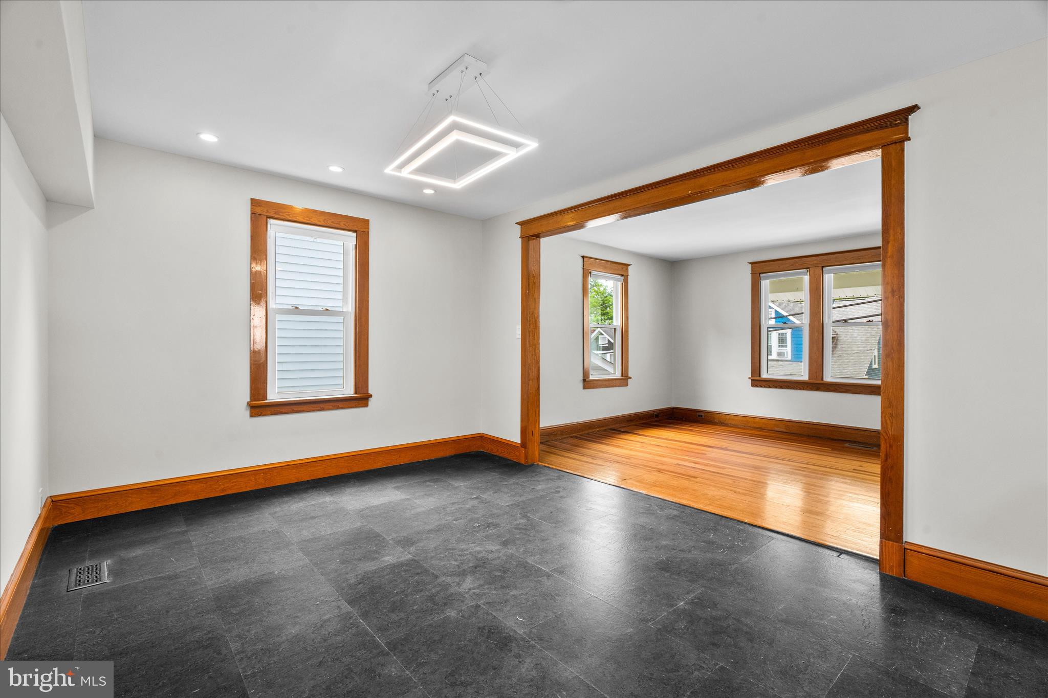 DOWNTOWN BRUNSWICK - Residential