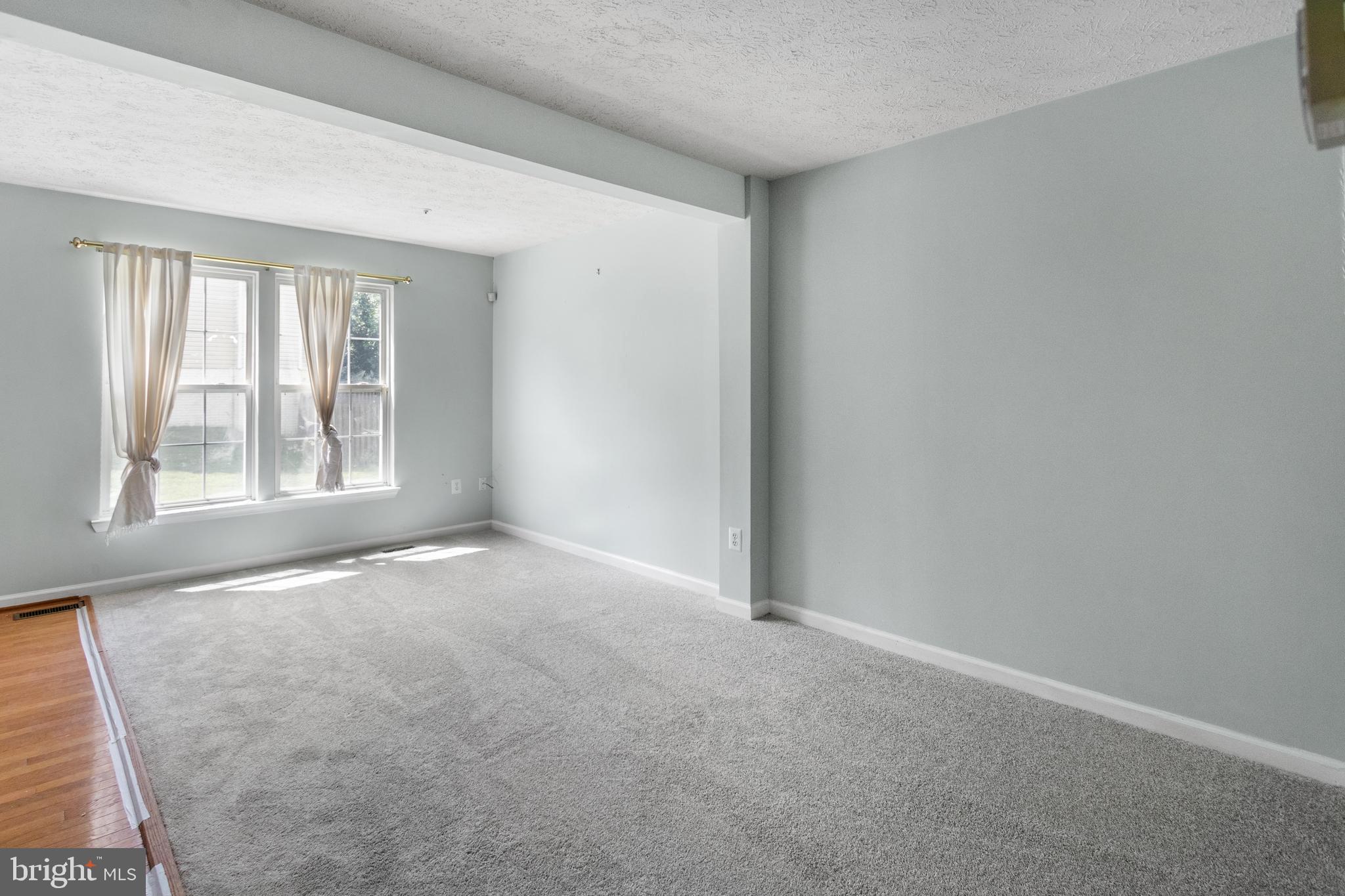 HILLCREST TOWNE - Residential