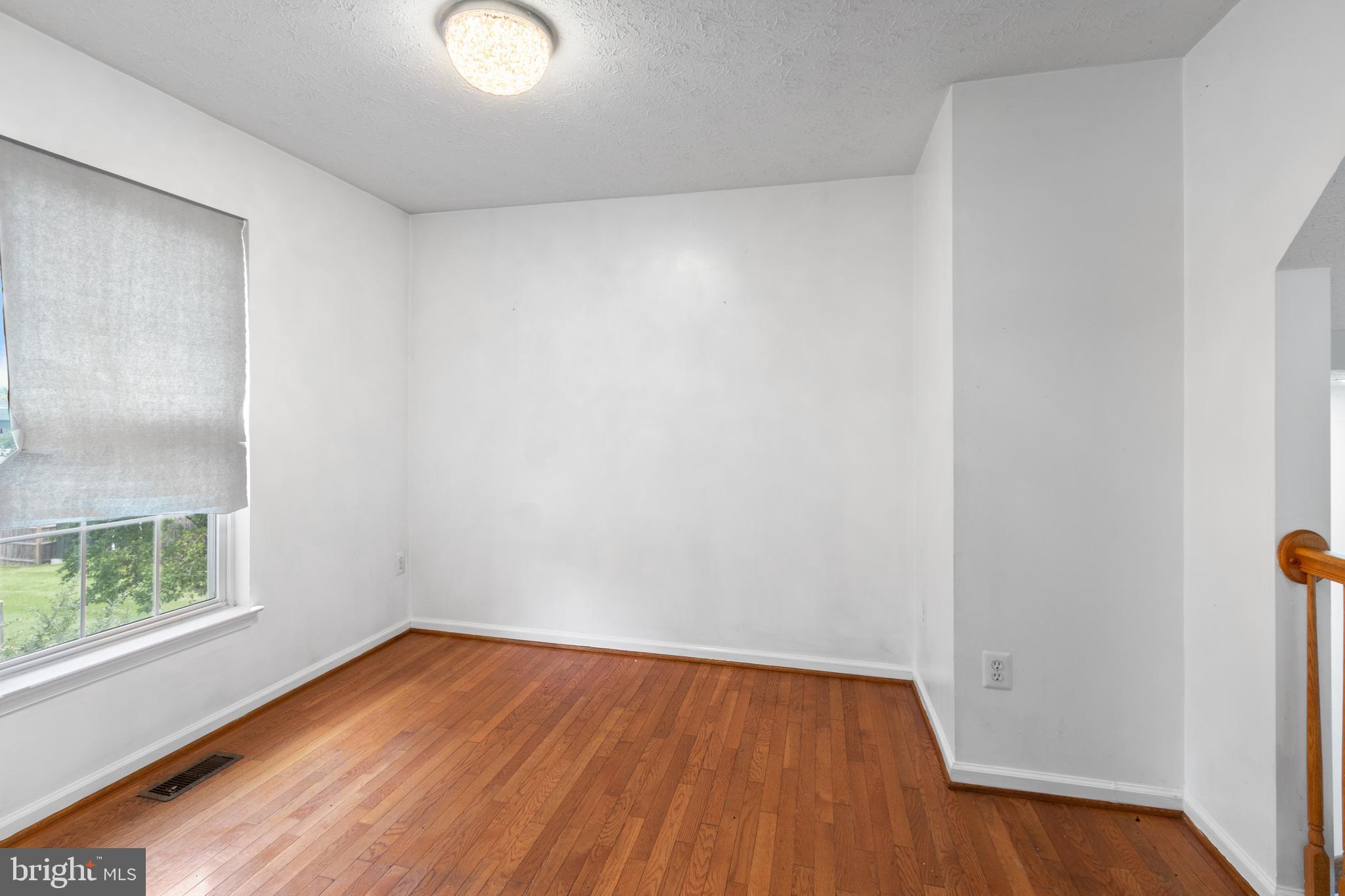 HILLCREST TOWNE - Residential