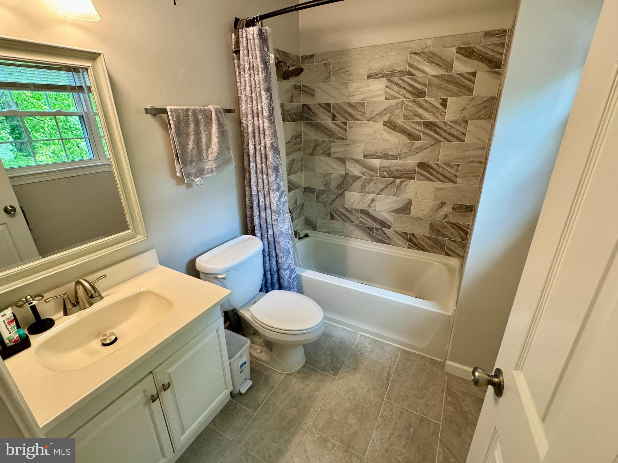 AQUIA HARBOUR - Residential Lease