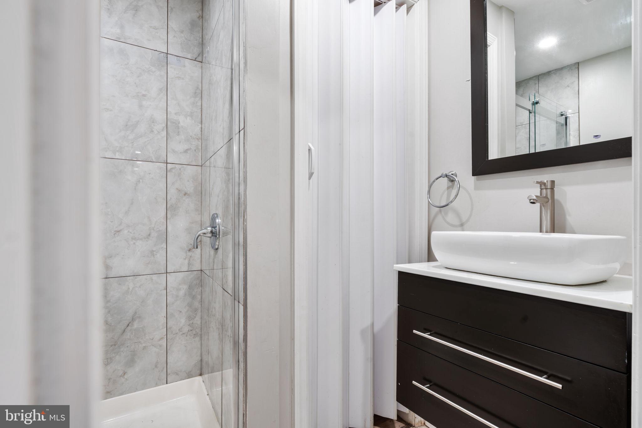 GRAYS FERRY - Residential