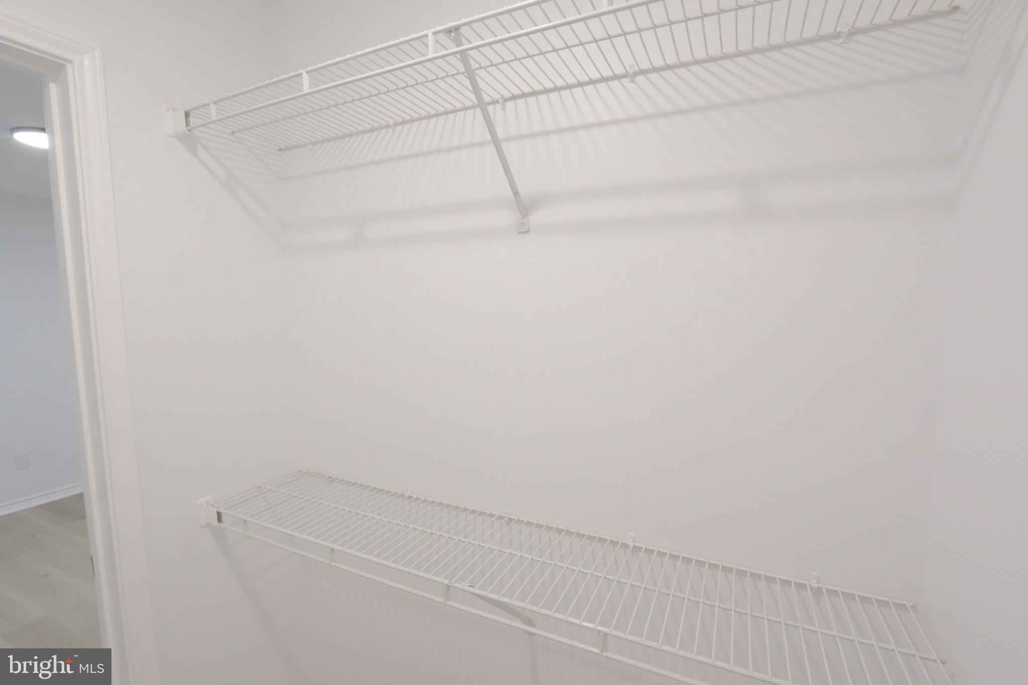 FOUNTAINS AT MCLEAN - Residential