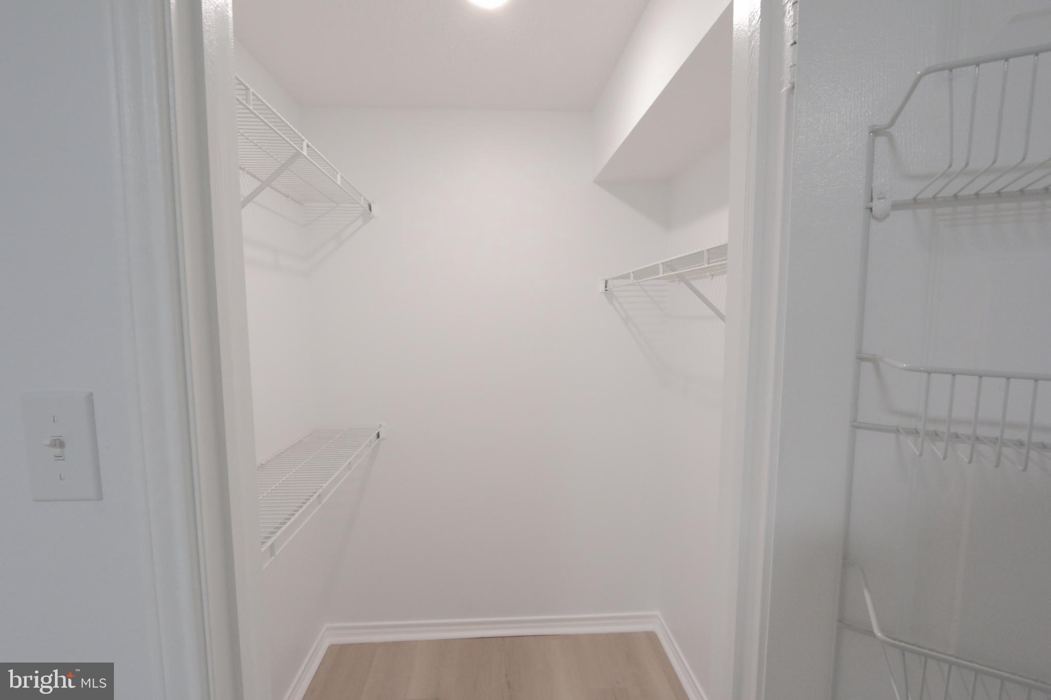 FOUNTAINS AT MCLEAN - Residential