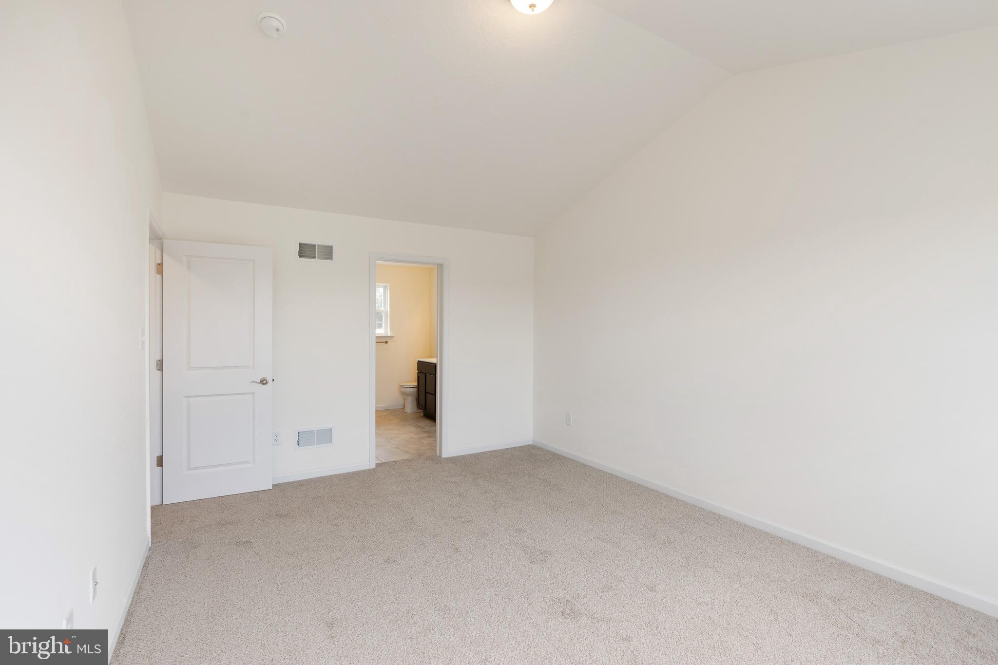 CAMBRIAN HILLS - Residential