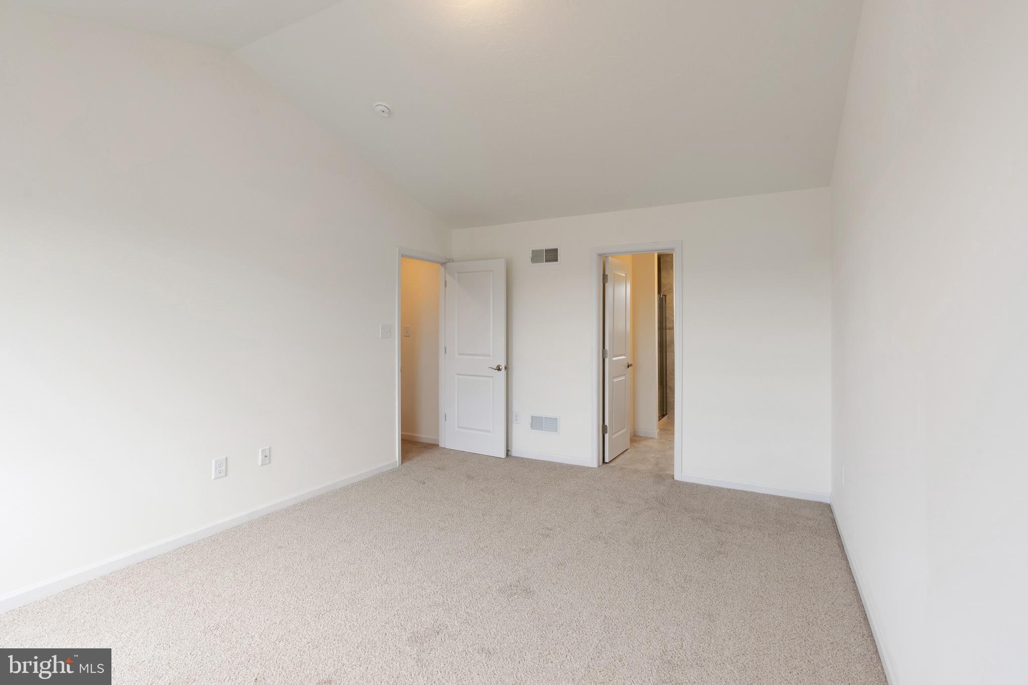 CAMBRIAN HILLS - Residential