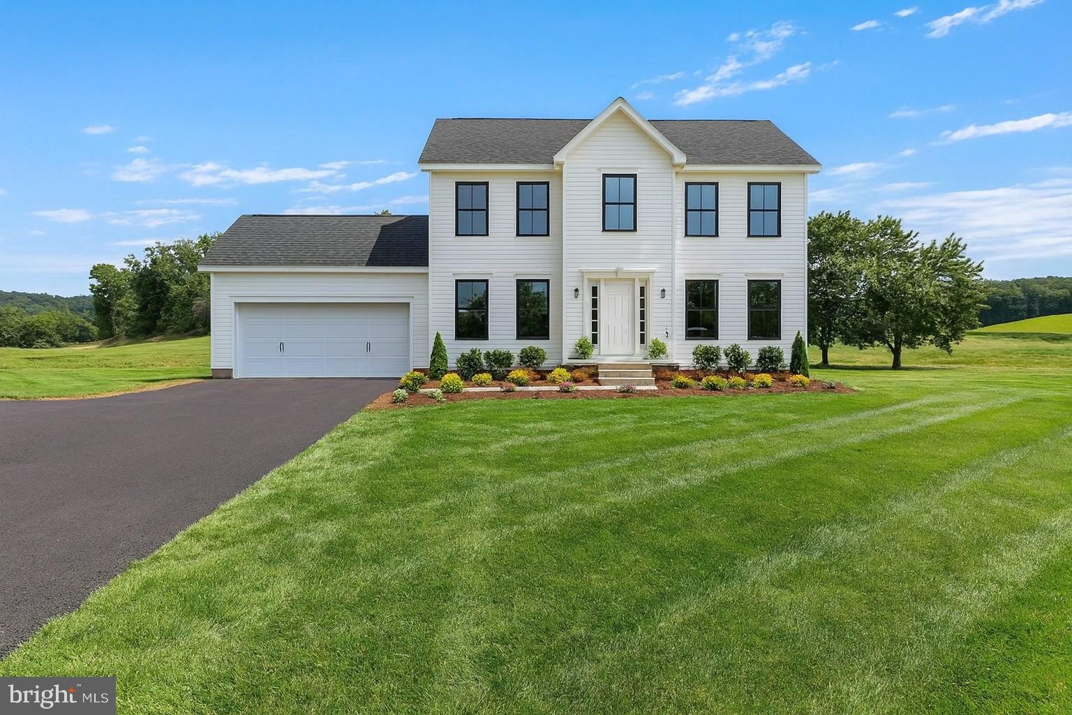 CAMBRIAN HILLS - Residential