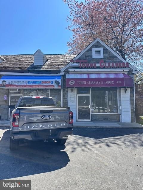 4306-4308 TOWNSHIP LINE ROAD