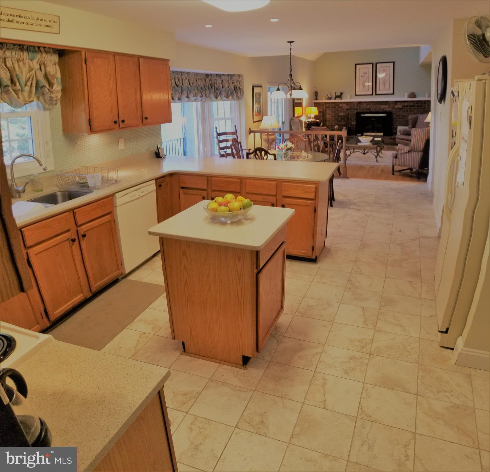 NEWBRIDGE PLAT SIX - Residential Lease