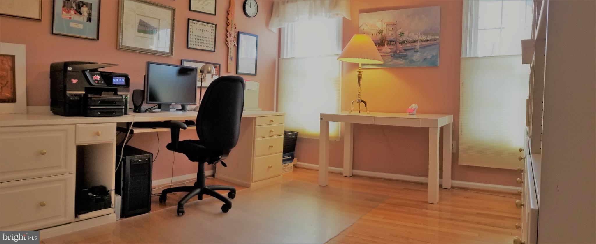 NEWBRIDGE PLAT SIX - Residential Lease