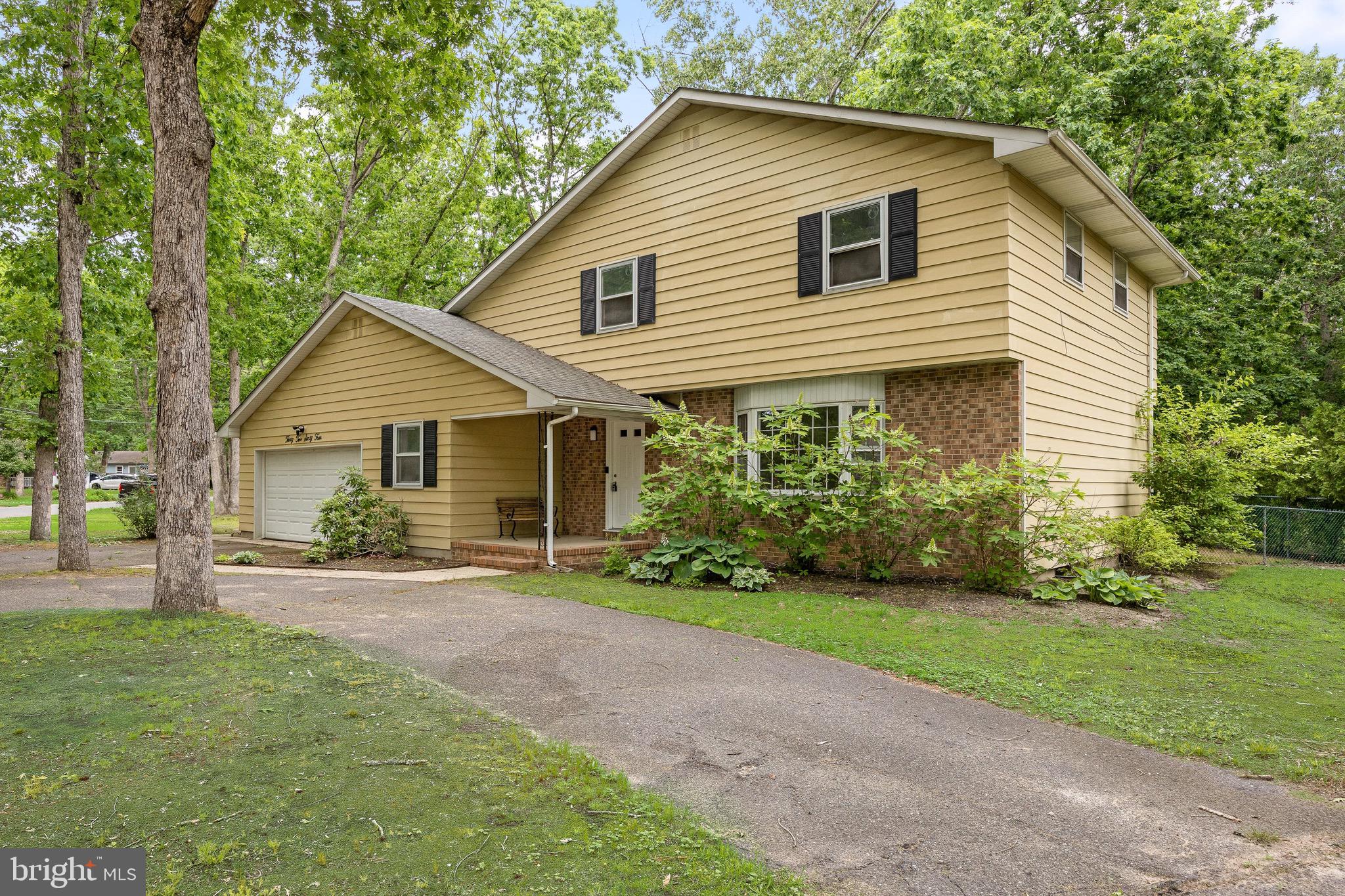 3264 SWAN DRIVE