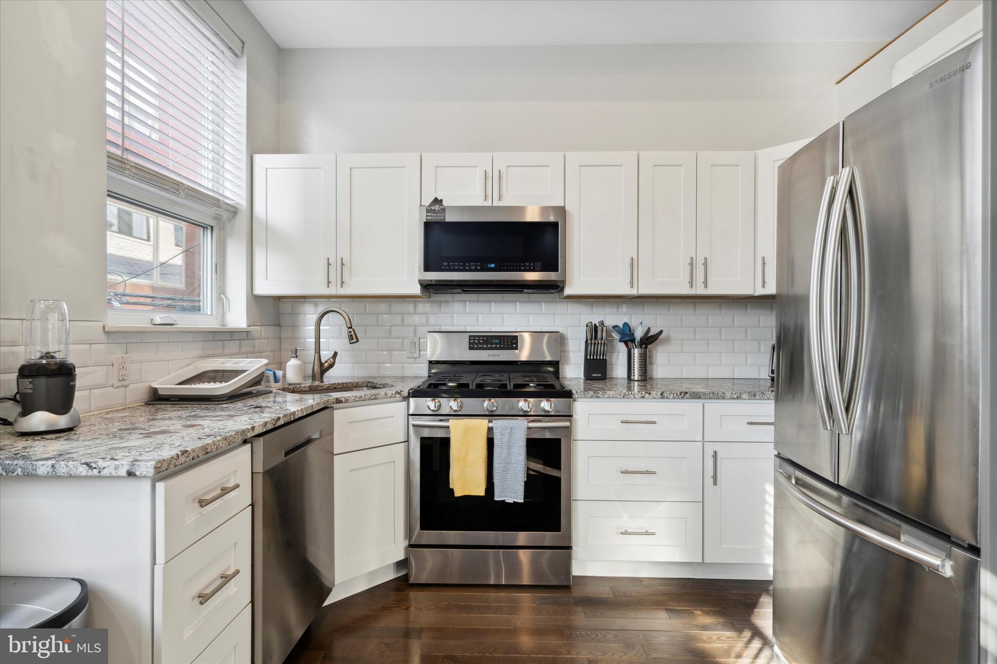 OLDE KENSINGTON - Residential Lease