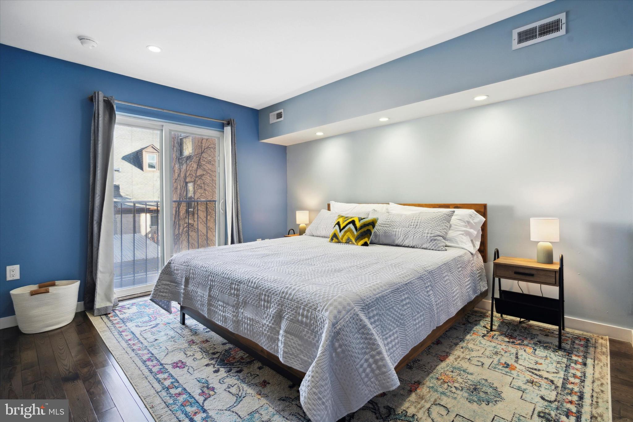 OLDE KENSINGTON - Residential Lease