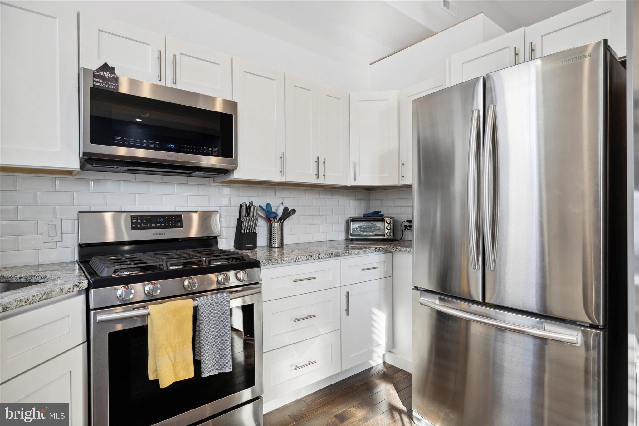 OLDE KENSINGTON - Residential Lease