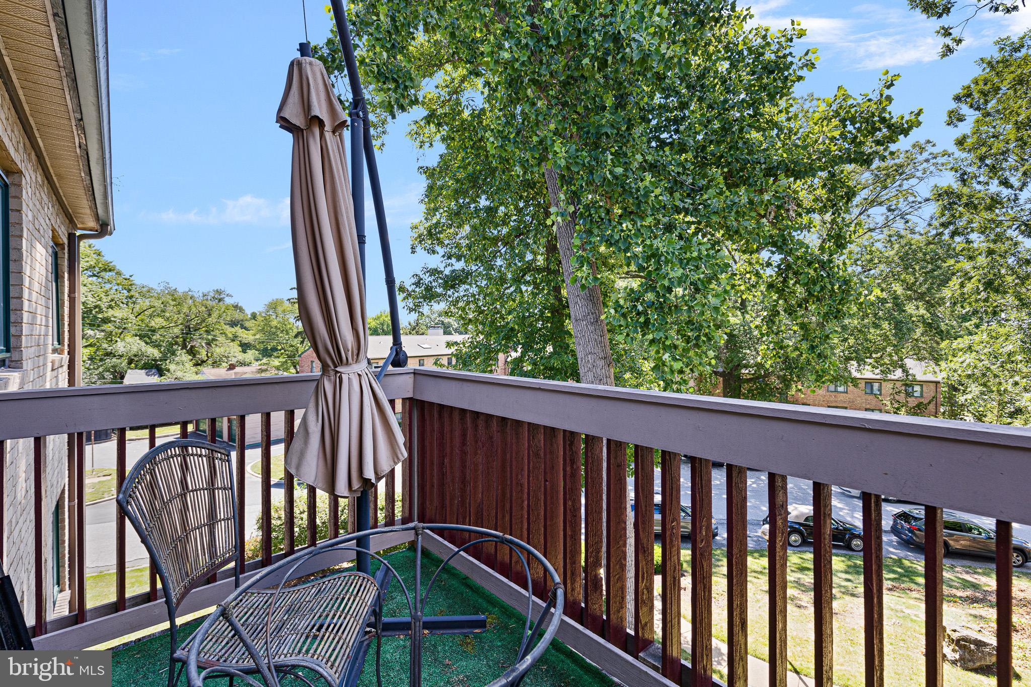 4504 CENTER TERRACE 4504