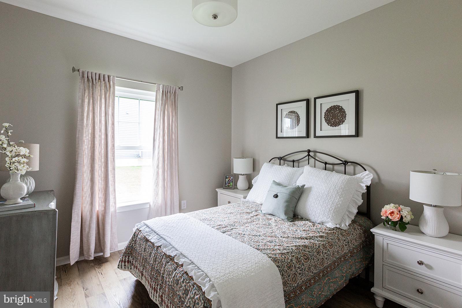 PINE VIEW ESTATES - Residential