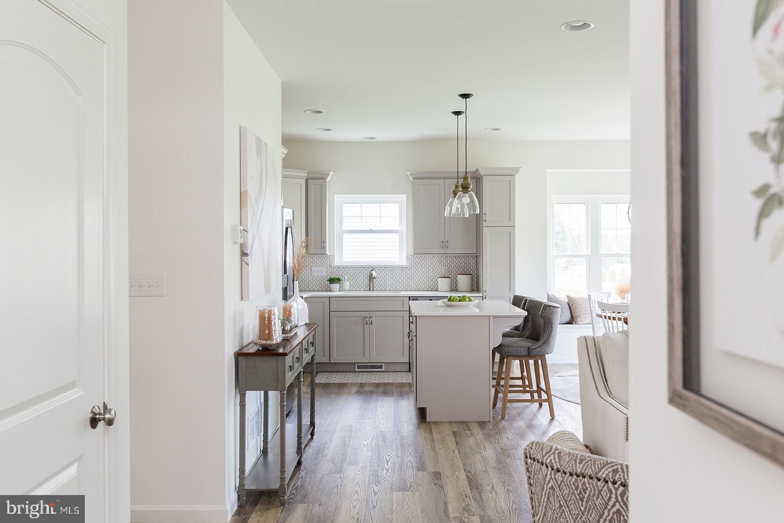 PINE VIEW ESTATES - Residential