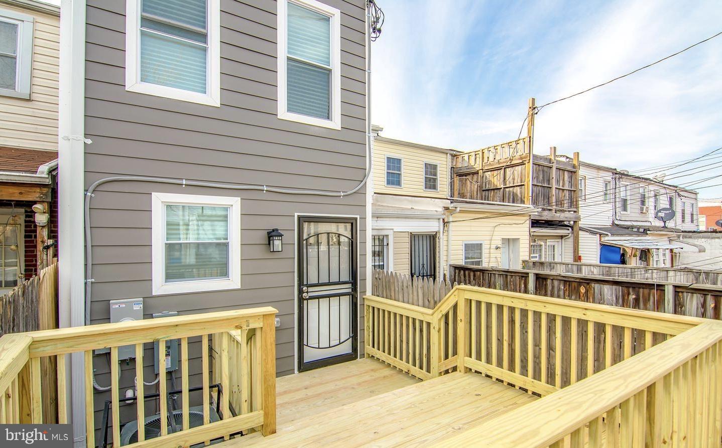 HIGHLANDTOWN - Residential