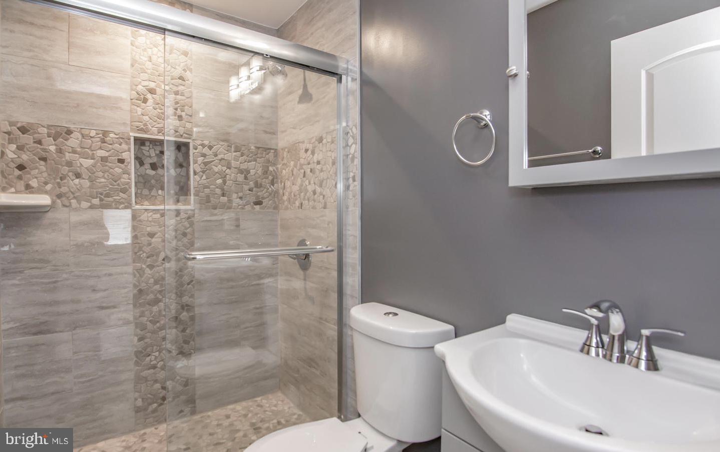 HIGHLANDTOWN - Residential