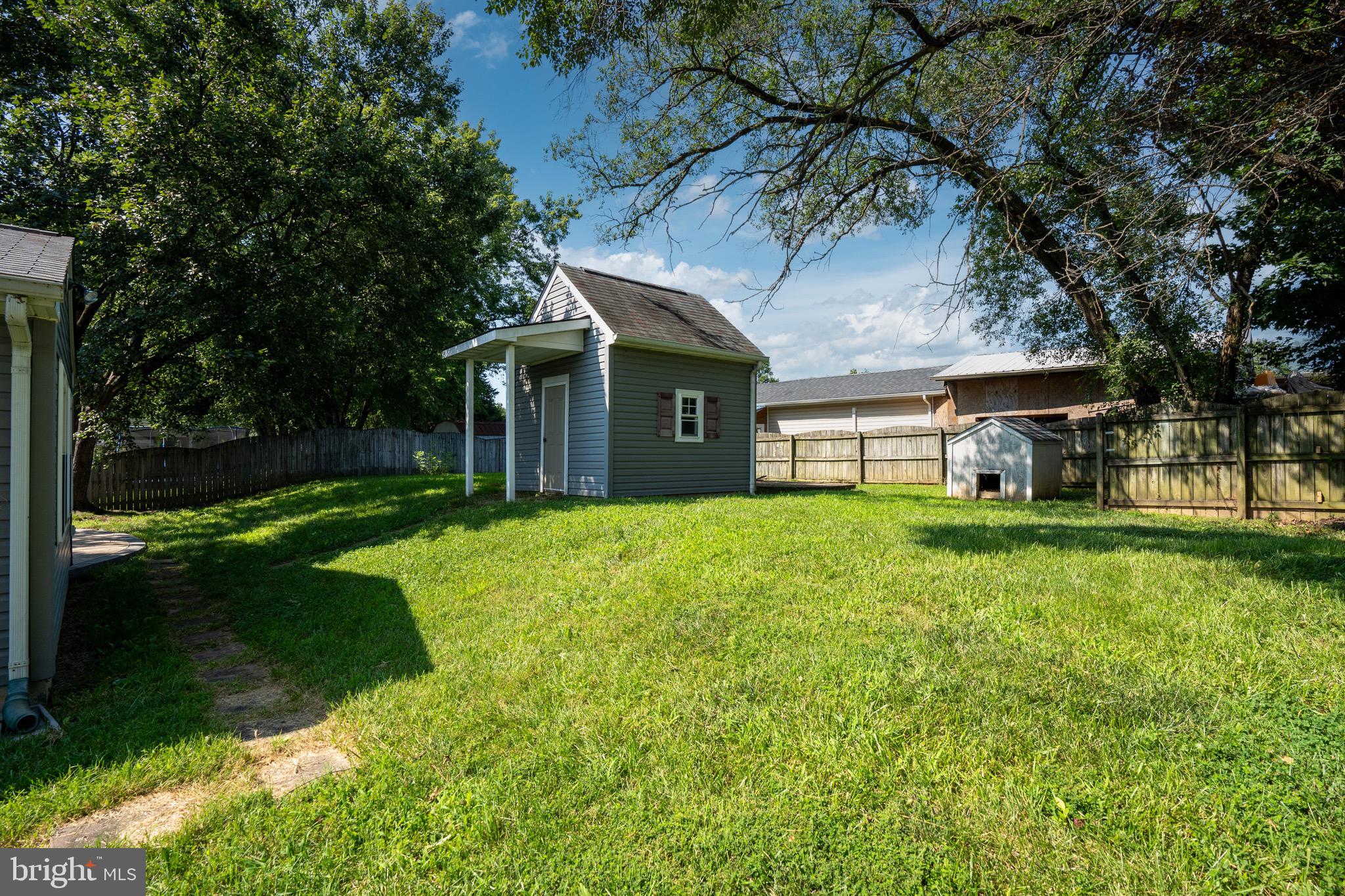 BATTLEFIELD GREEN - Residential