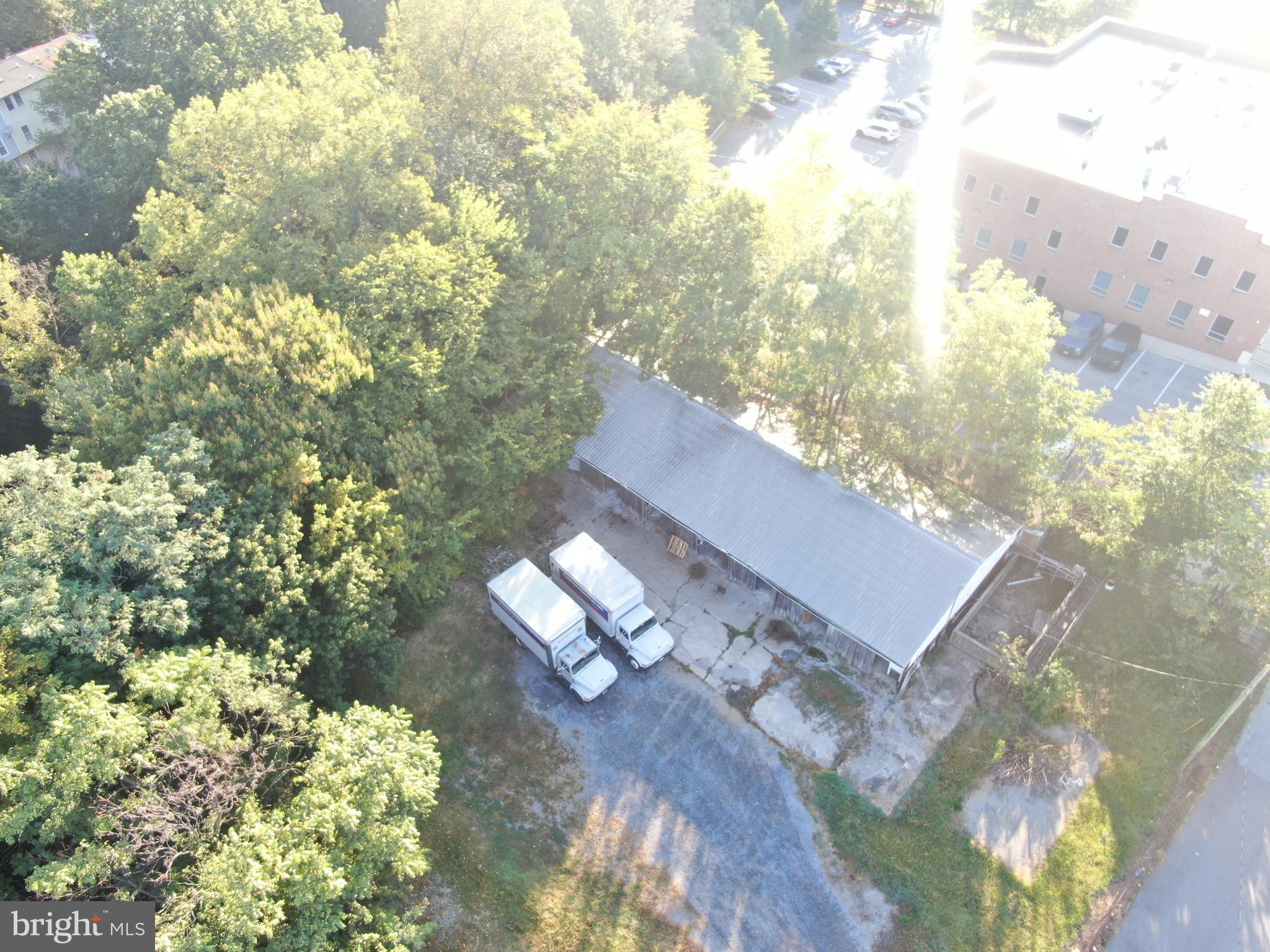 .58+- ACRES CENTER STREET