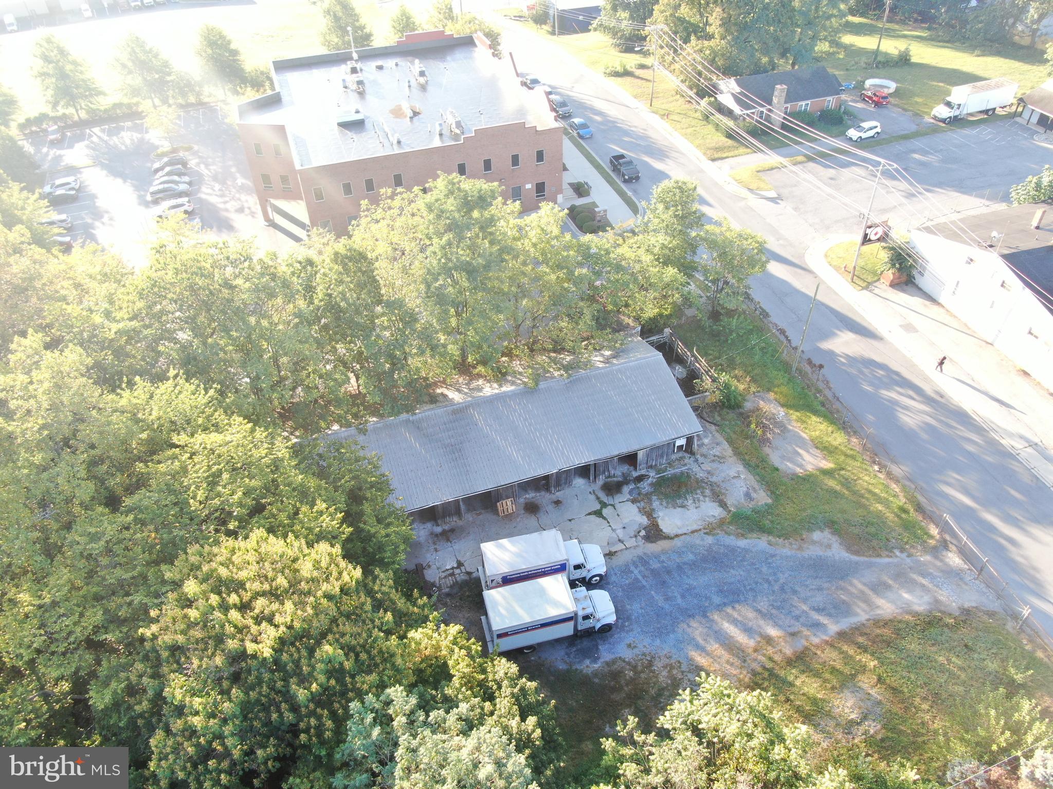 .58+- ACRES CENTER STREET