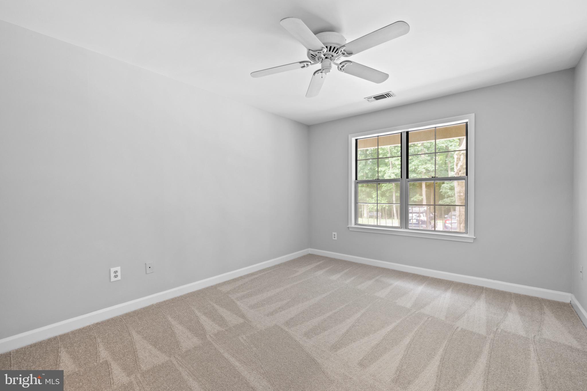 FALLS GABLE - Residential