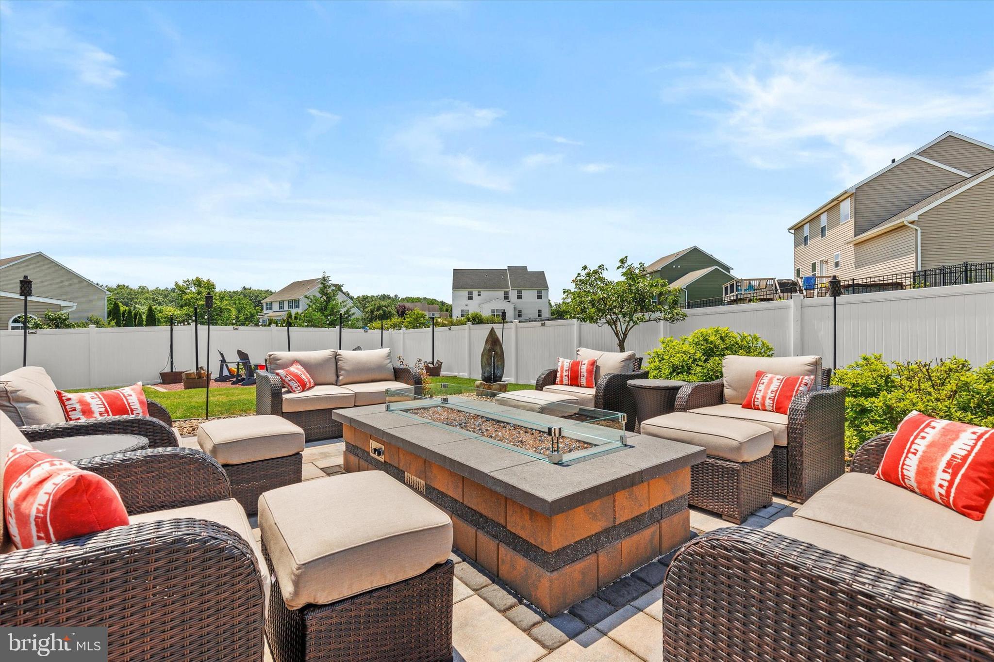 BOW CREEK - Residential