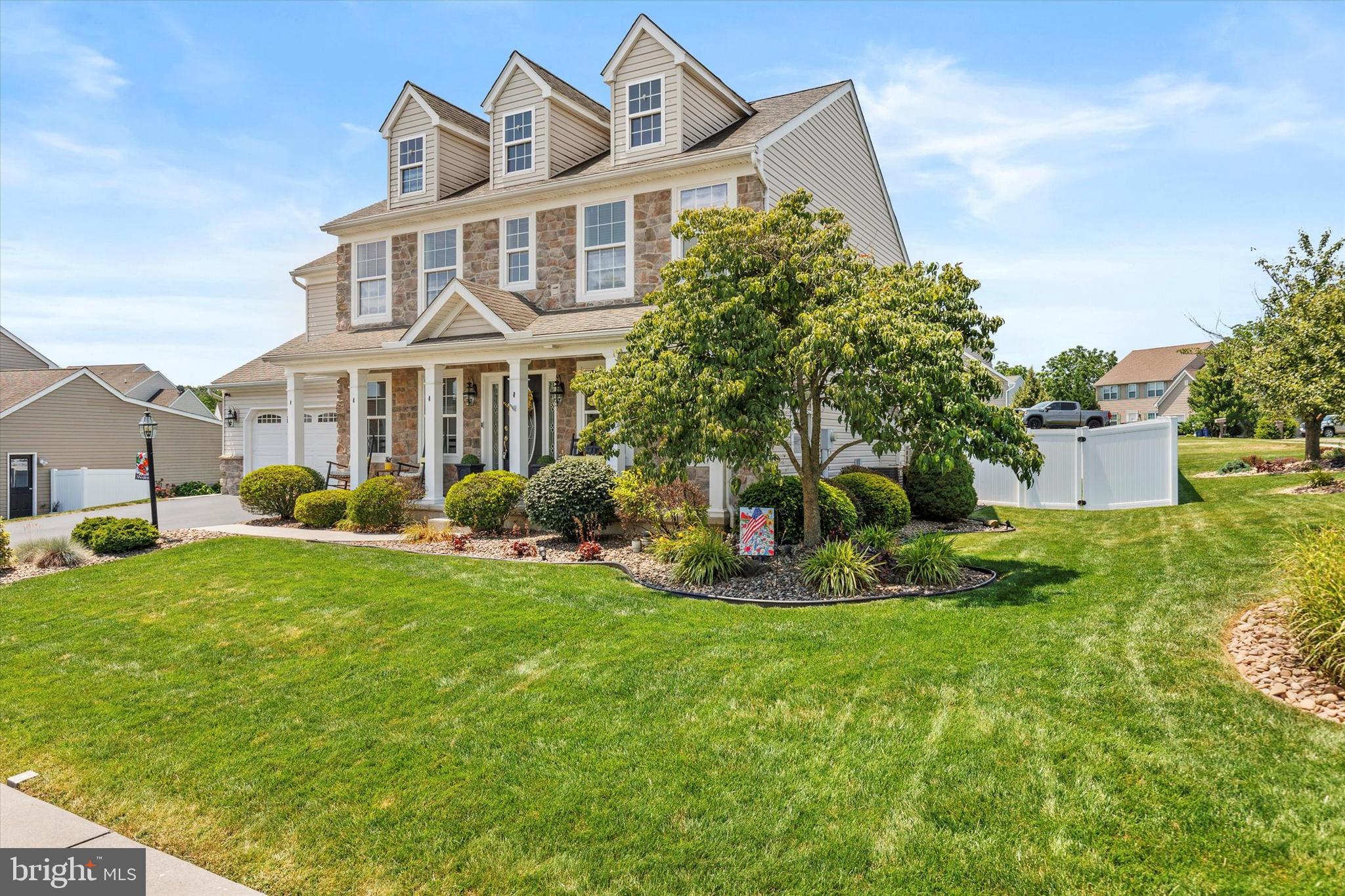 1800 BOXWOOD COVE