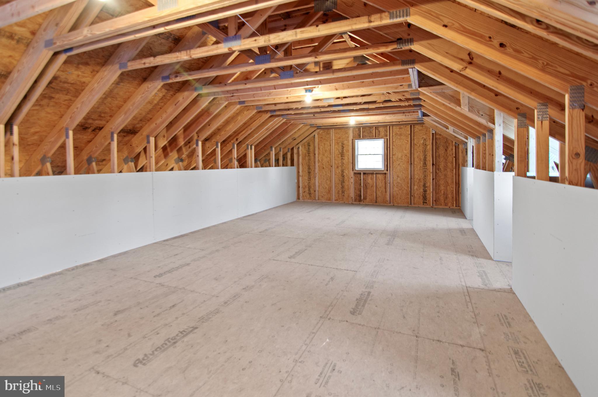 NORTH ROLAND PARK - Residential