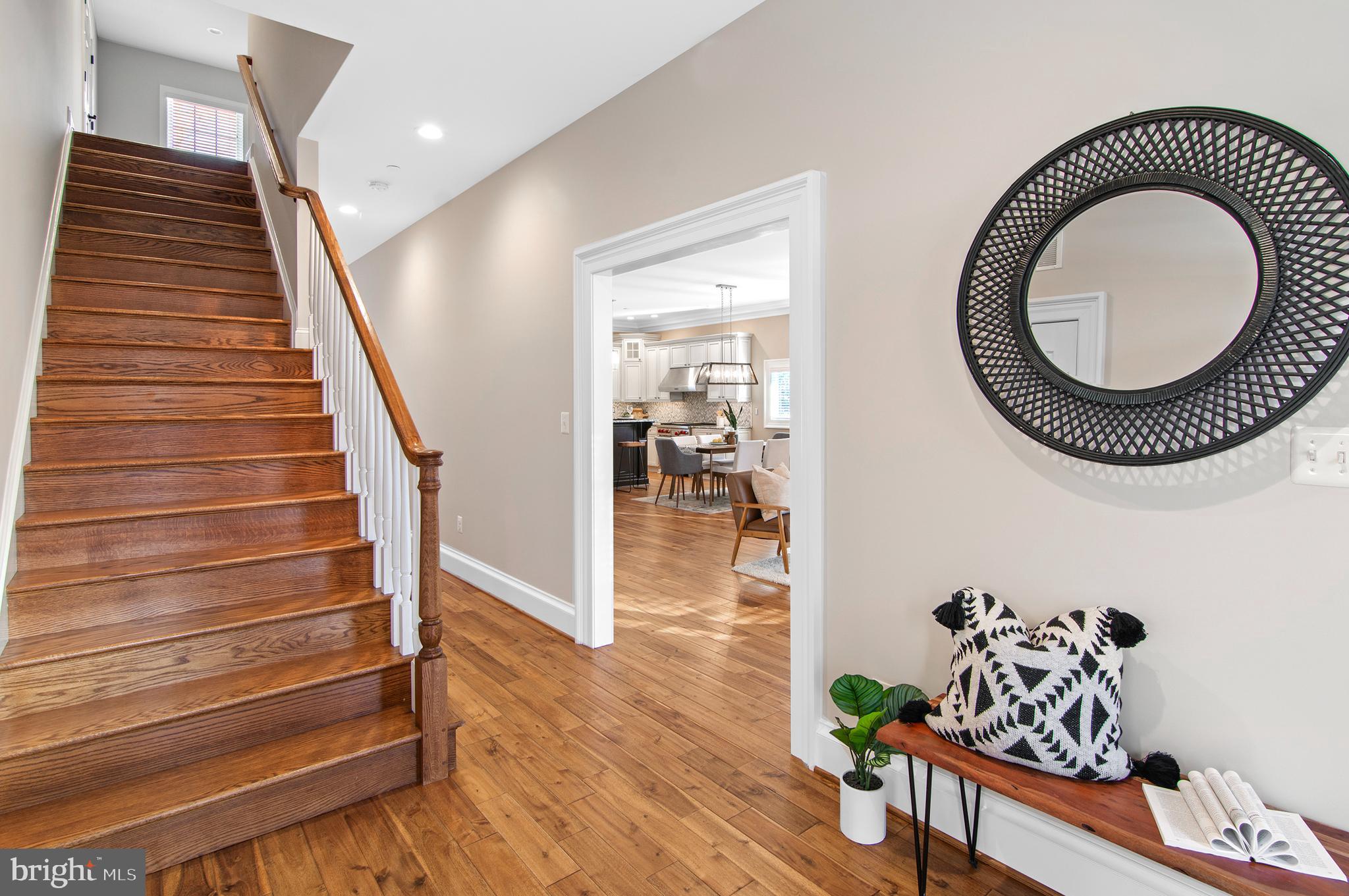 NORTH ROLAND PARK - Residential