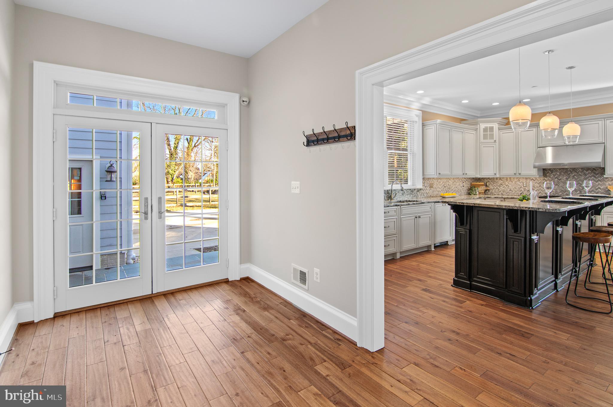 NORTH ROLAND PARK - Residential