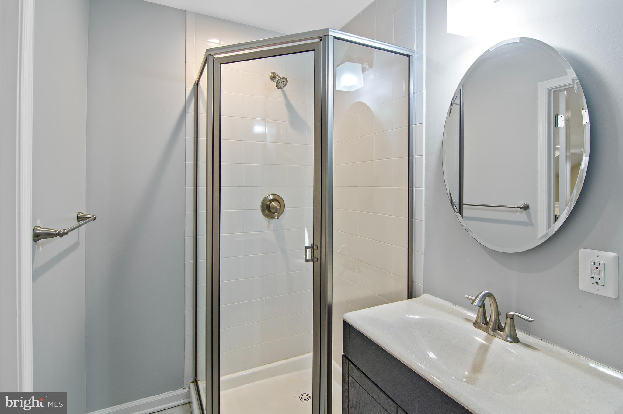 NORTH ROLAND PARK - Residential