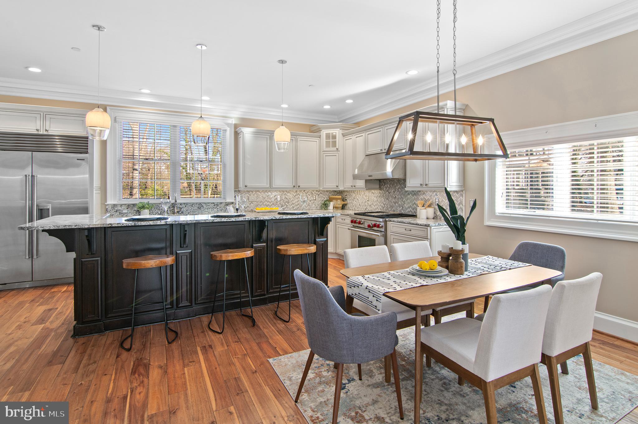 NORTH ROLAND PARK - Residential