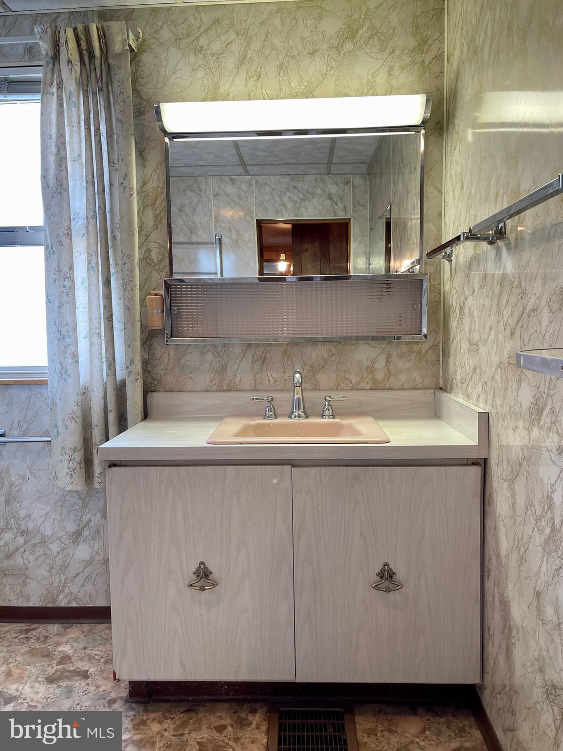 SOUTH END - Residential