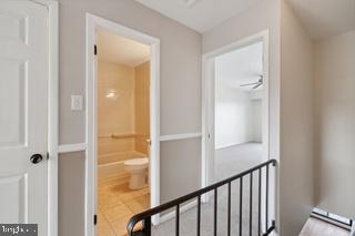 SUMMIT HOUSE - Residential