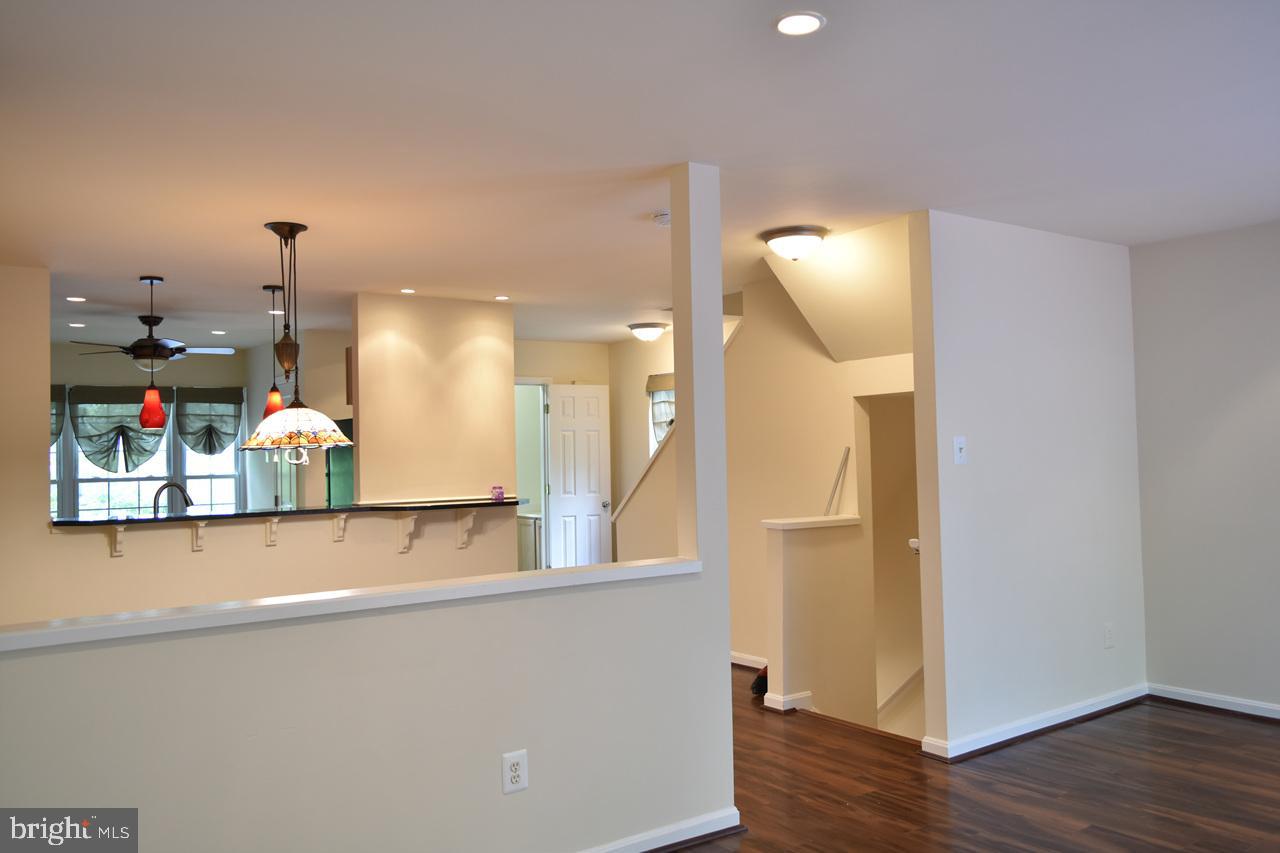 CENTREVILLE GREEN - Residential Lease