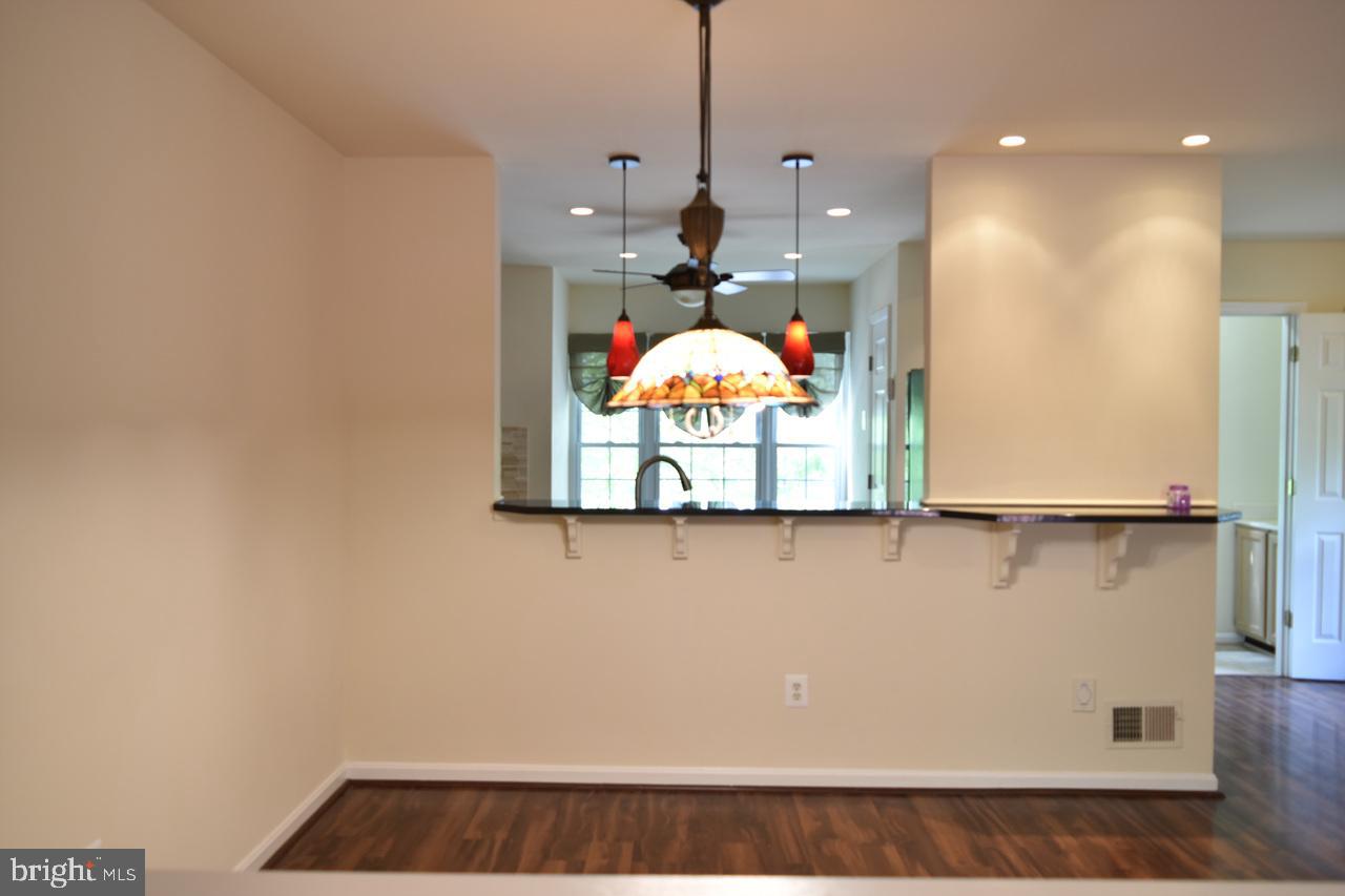 CENTREVILLE GREEN - Residential Lease